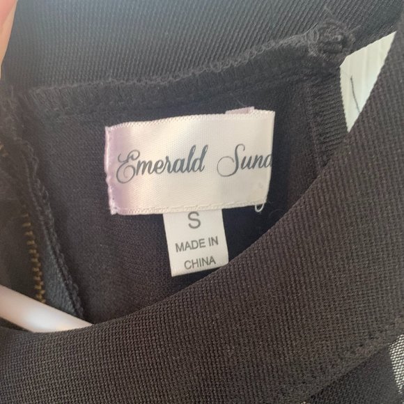 Emerald Sundae Black Dress - Picture 3 of 3